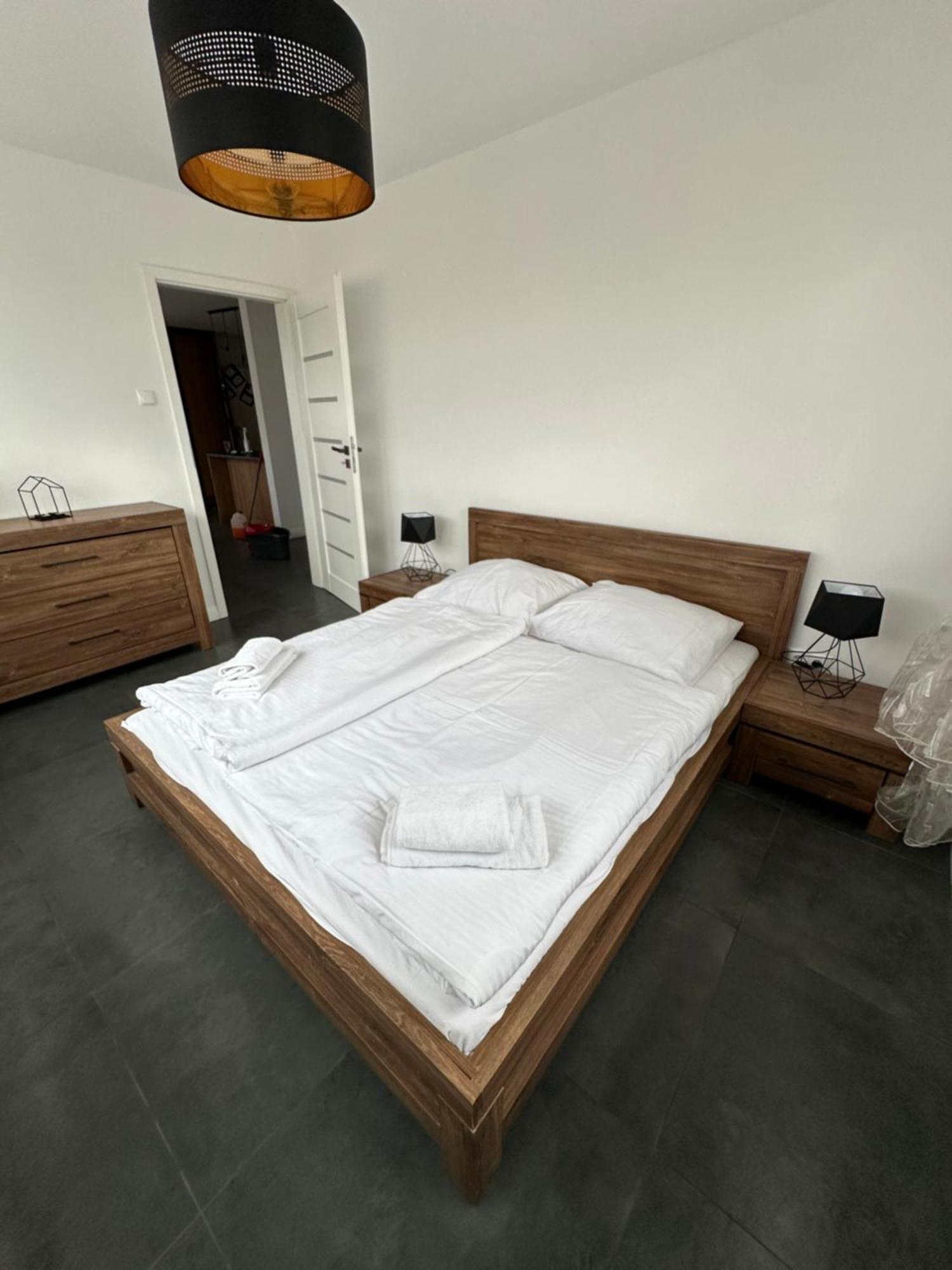 Apartamenty Czerwona Stodola Kłodzko Esterno foto