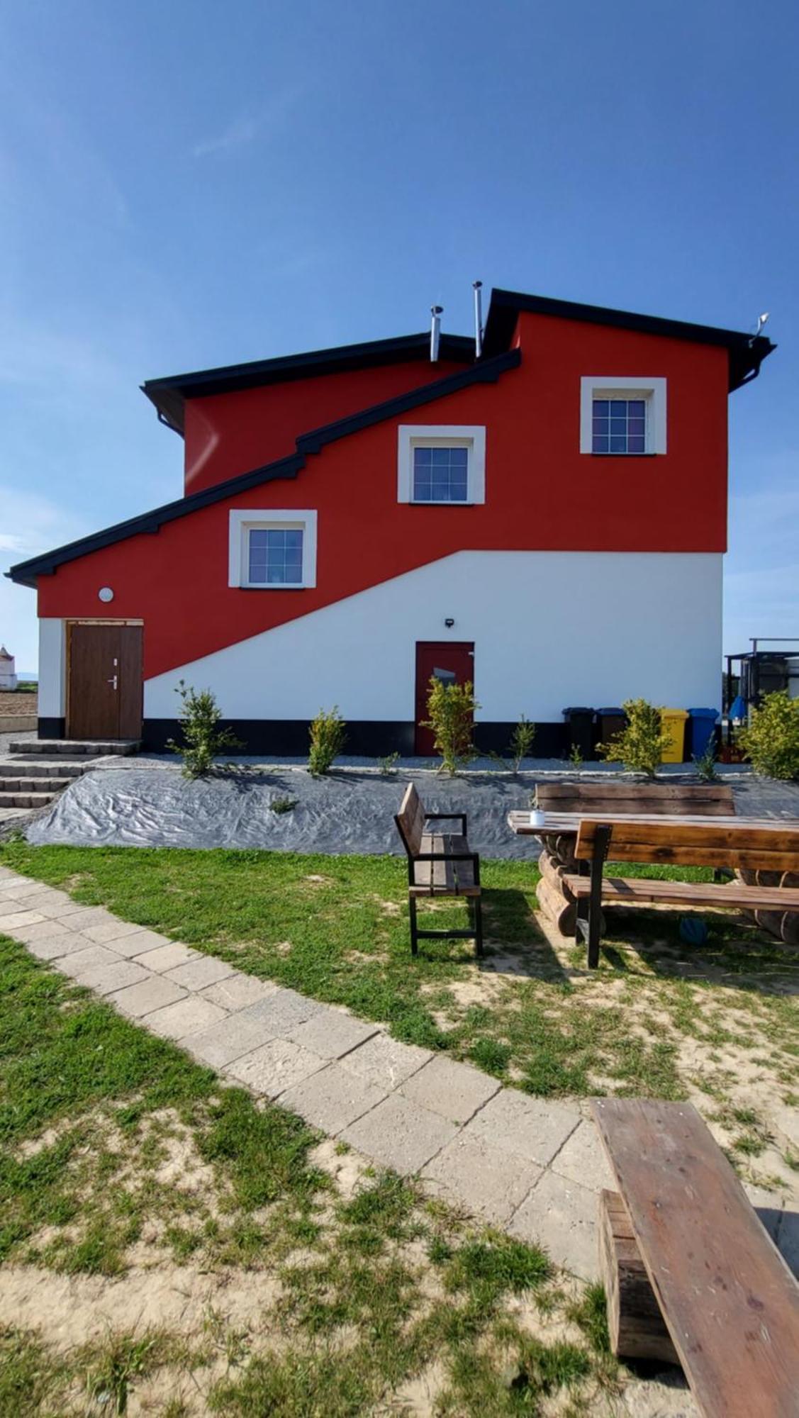 Apartamenty Czerwona Stodola Kłodzko Esterno foto