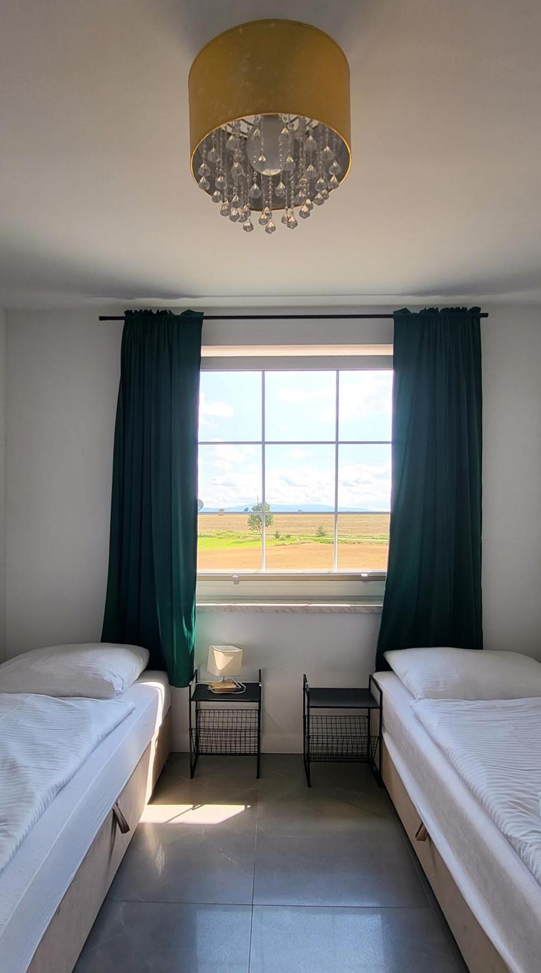 Apartamenty Czerwona Stodola Kłodzko Esterno foto