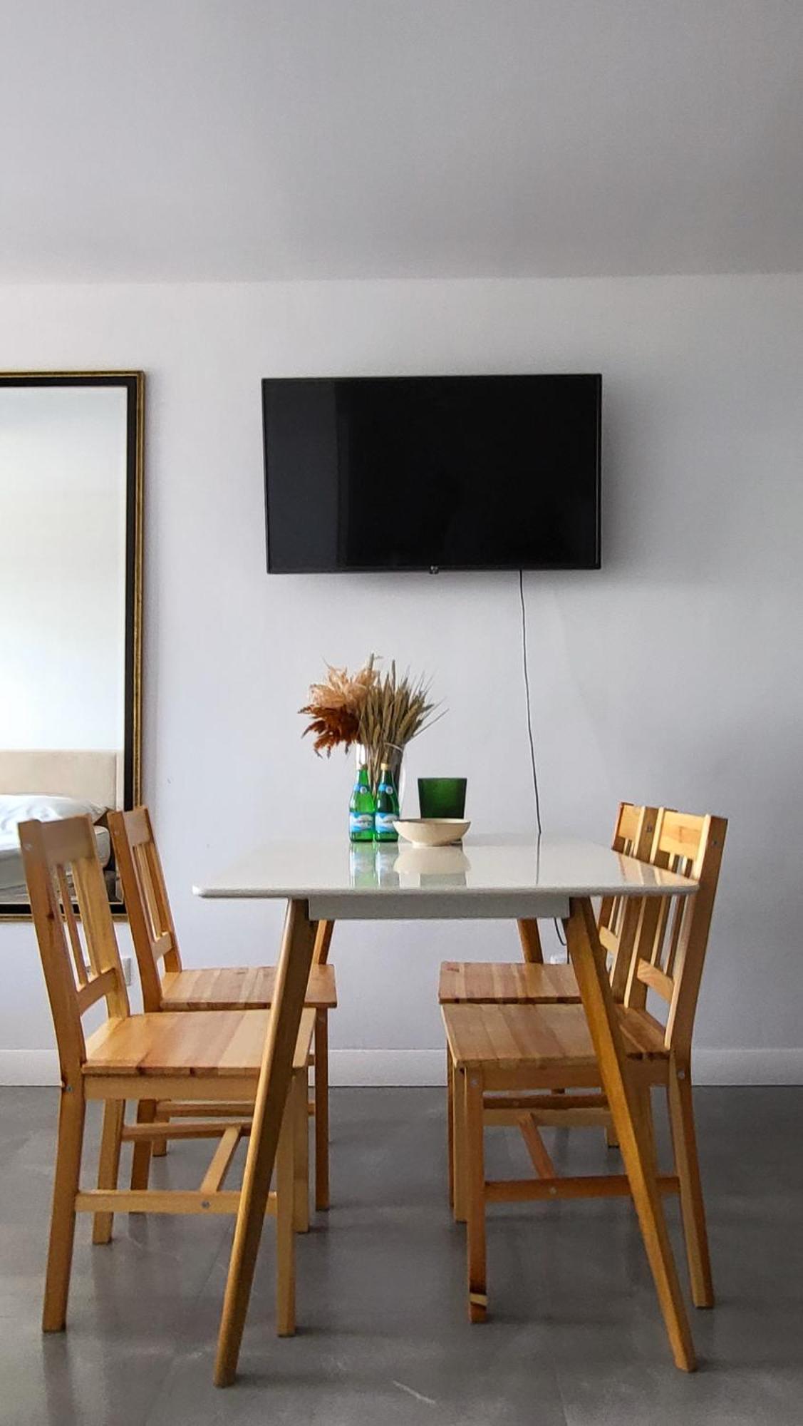 Apartamenty Czerwona Stodola Kłodzko Esterno foto